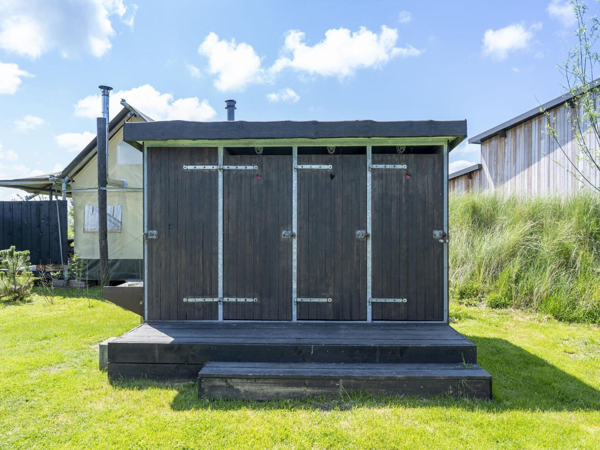 Quaint Bungalow In Callantsoog With Garden Esterno foto