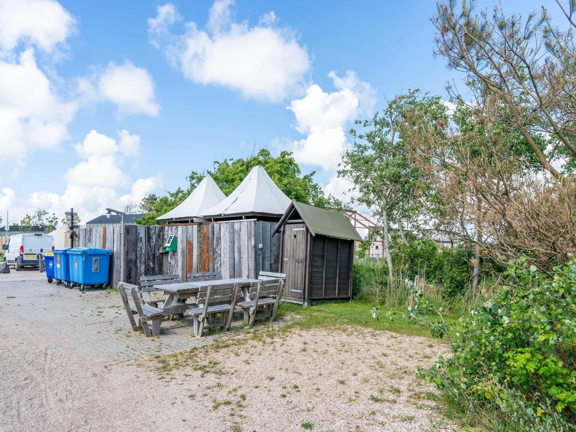Quaint Bungalow In Callantsoog With Garden Esterno foto