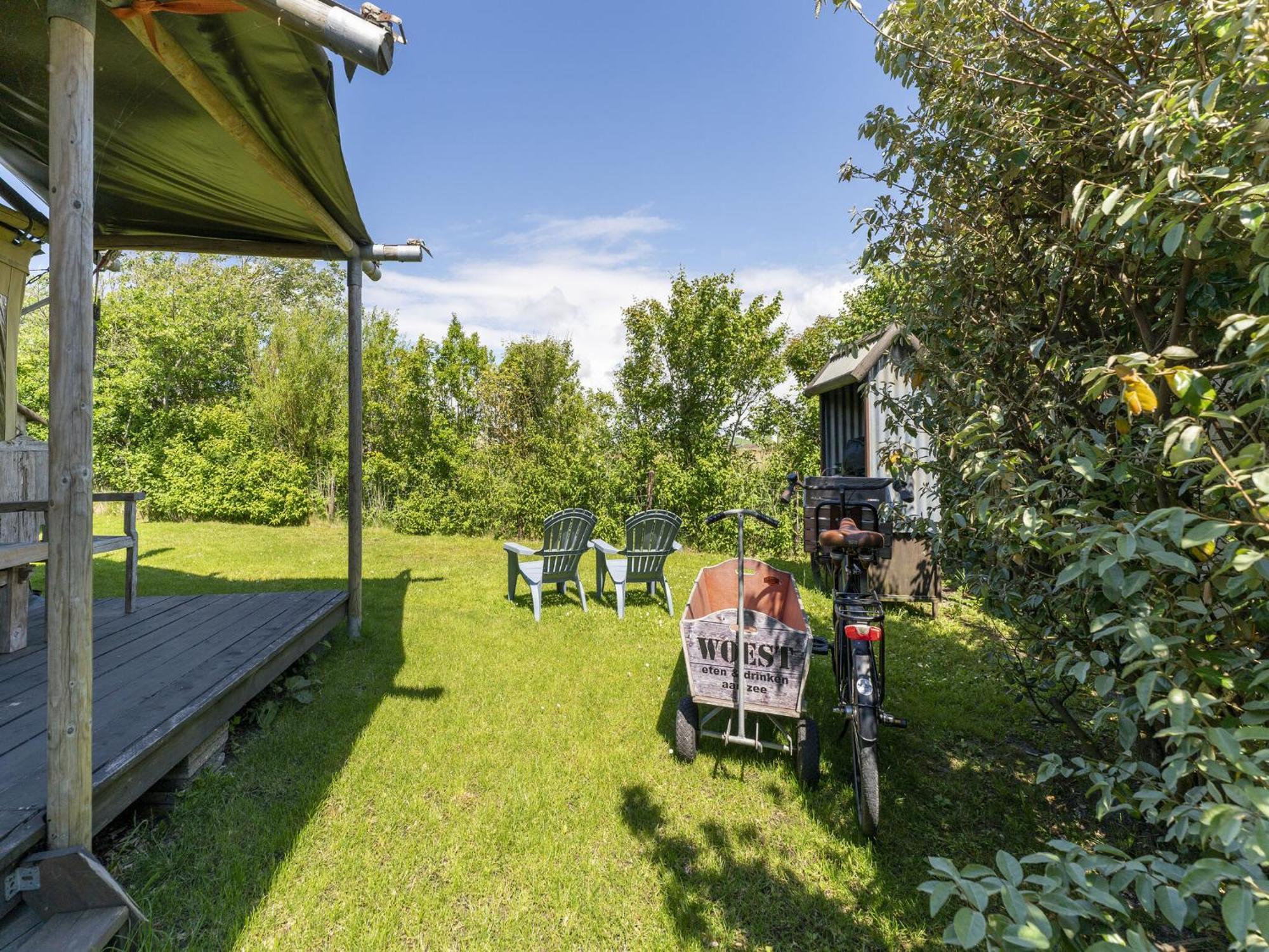 Quaint Bungalow In Callantsoog With Garden Esterno foto